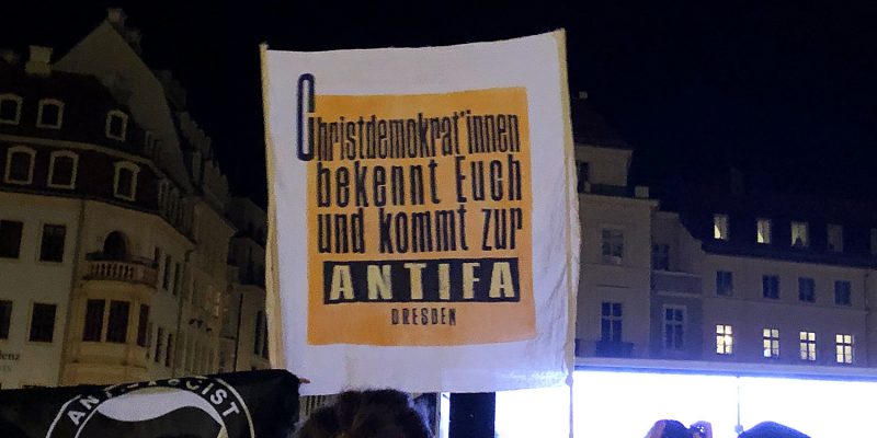 Aufruf an die Christdemokrat*innen von der CDU, sich endlich antifaschistisch zu bekennen und aktiv gegen Faschisten zu agieren.